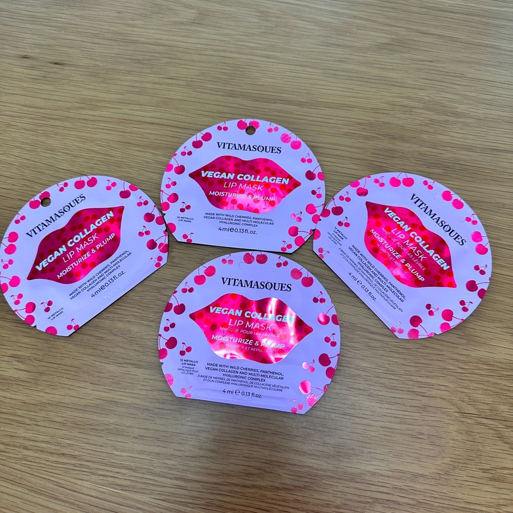 NWT! Set of 4 Cherry Vegan Collagen Lip Masks